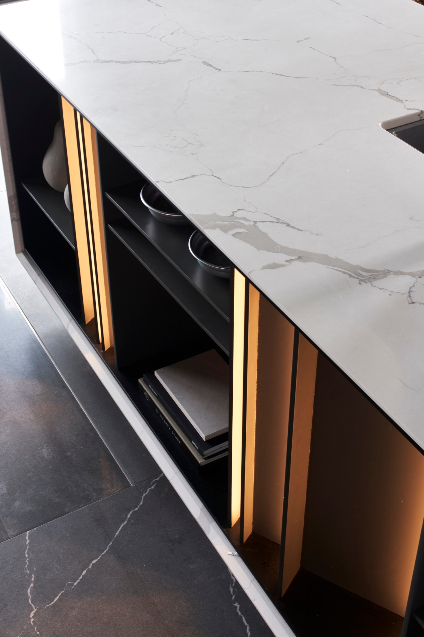 Mikado Quartz Artistry Meets Technology MQ218 Calacatta Tree